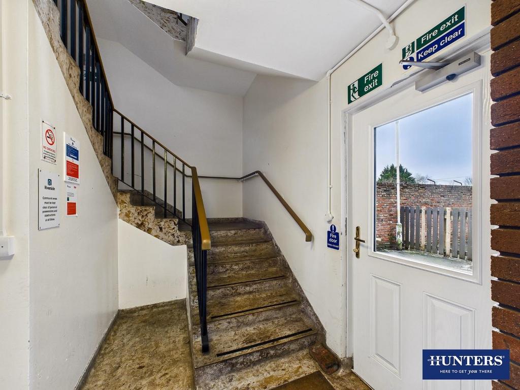 Communal Hallway (Ground Floor)