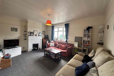 2 bedroom flat for sale, Whitchurch Lane, Edgware, HA8
