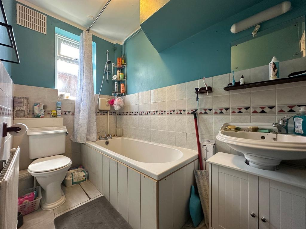 Family bathroom