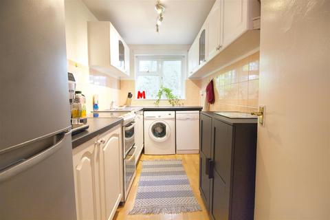 1 bedroom flat to rent, Hunter Close, Borehamwood