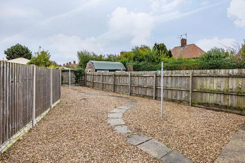 3 bedroom semi-detached house to rent, Wollaton Road, Nottingham, NG8