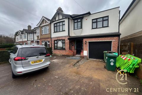 5 bedroom semi-detached house to rent, Fordbridge Road, ASHFORD TW15