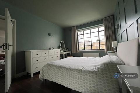 1 bedroom flat to rent, Haverstock Hill, London, NW3