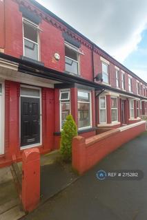 4 bedroom terraced house to rent, Haydn Avenue, Manchester, M14