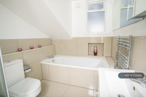 2 bedroom flat to rent, Richmond Hill, Richmond, Surrey, TW10