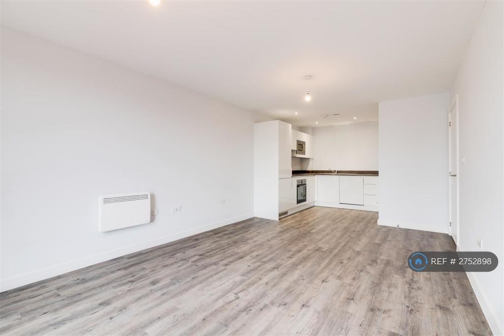 Open Plan Lounge/Kitchen (2)