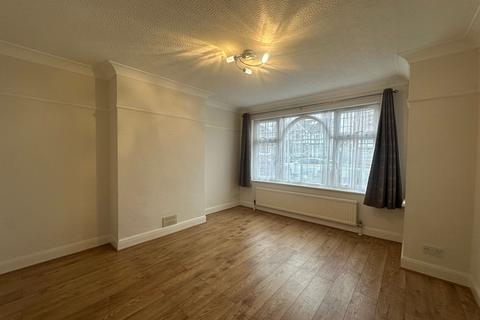 3 bedroom terraced house to rent, Clarendon Road, Ealing, London