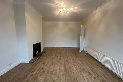 3 bedroom terraced house to rent, Clarendon Road, Ealing, London