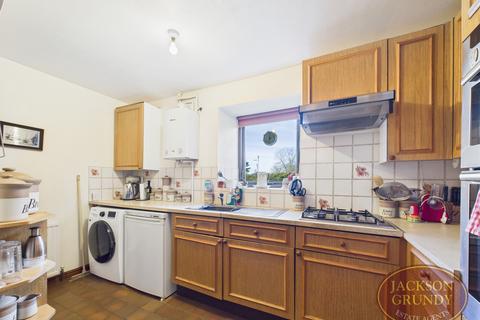 3 bedroom end of terrace house for sale, Lucas Lane, Hackleton, NN7 2BZ
