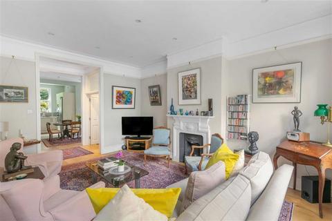2 bedroom flat for sale, Riverview Gardens, London SW13