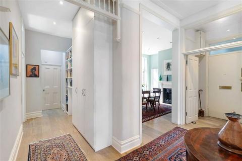 2 bedroom flat for sale, Riverview Gardens, London SW13