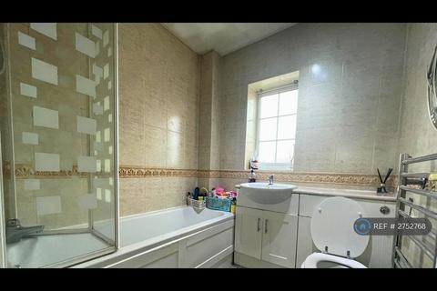 2 bedroom semi-detached house to rent, North Royds Wood, Barnsley, S71