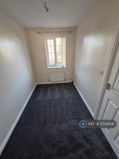 4 bedroom terraced house to rent, New Forest Way, Leeds, LS10