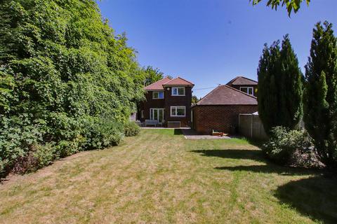 4 bedroom detached house for sale, Rydal Drive, Hale Barns