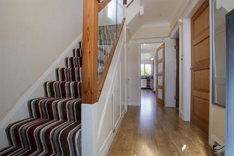 4 bedroom detached house for sale, Rydal Drive, Hale Barns