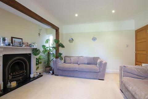 4 bedroom detached house for sale, Rydal Drive, Hale Barns