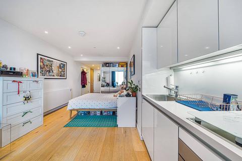 undefined, Strata SE1, Elephant and Castle, London, SE1