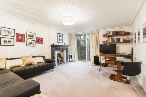 2 bedroom flat to rent, Priors Lodge, 56-58 Richmond Hill, Richmond, TW10