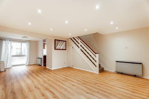 3 bedroom terraced house for sale, Pinewood Close, Hertfordshire AL4