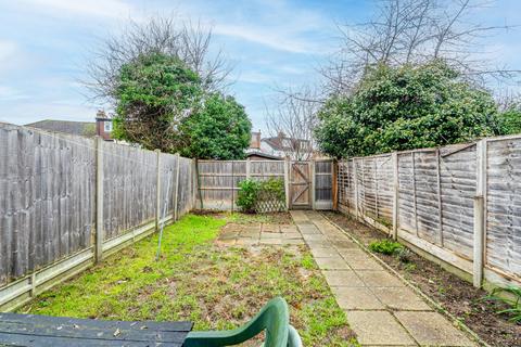 3 bedroom terraced house for sale, Pinewood Close, Hertfordshire AL4