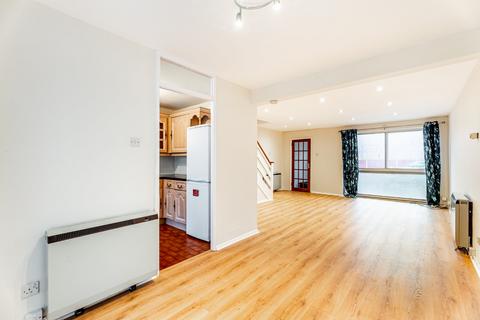 3 bedroom terraced house for sale, Pinewood Close, Hertfordshire AL4