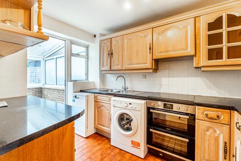 3 bedroom terraced house for sale, Pinewood Close, Hertfordshire AL4