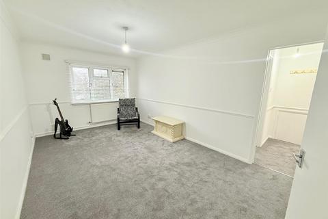 undefined, Paradise Road, Waltham Abbey