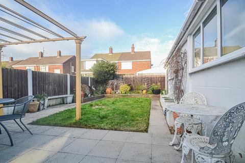2 bedroom semi-detached bungalow for sale, Gainsborough Road, Warrington WA4