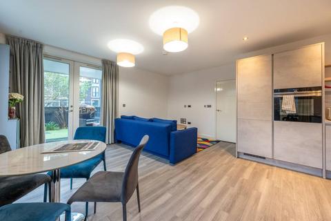 1 bedroom flat to rent, Derny Avenue, Stratford, London, E20