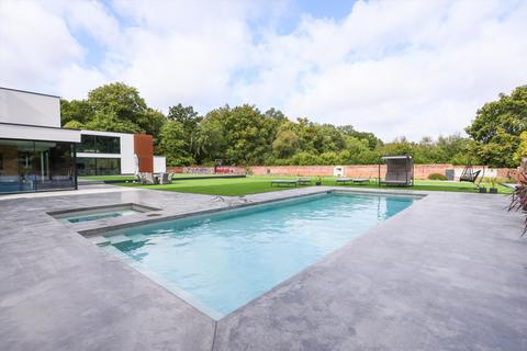 undefined, London Road, Windlesham, Surrey, GU20