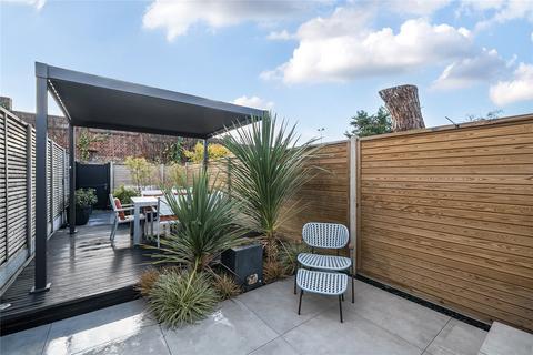 2 bedroom terraced house for sale, Haycroft Road, Surbiton KT6