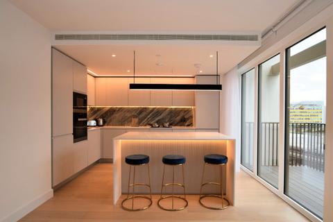 Lincoln Apartments, White City, W12