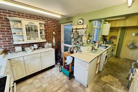 3 bedroom semi-detached house for sale, Narborough Road South, Leicestershire LE3