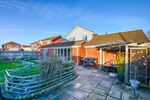 6 bedroom detached house for sale, Brendon Close, Eastbourne, East Sussex, BN23