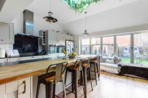 6 bedroom detached house for sale, Brendon Close, Eastbourne, East Sussex, BN23