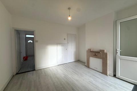2 bedroom terraced house for sale, Dover Road, Northfleet, Gravesend, Kent, DA11
