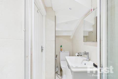 1 bedroom property to rent, Staines Road, Feltham, TW14