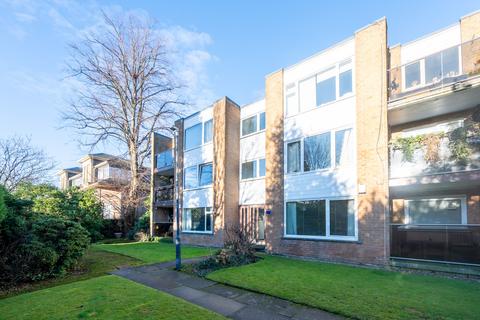 Rowan Road, Flat 2/1, Brisbane Court, Glasgow, G41 5DJ