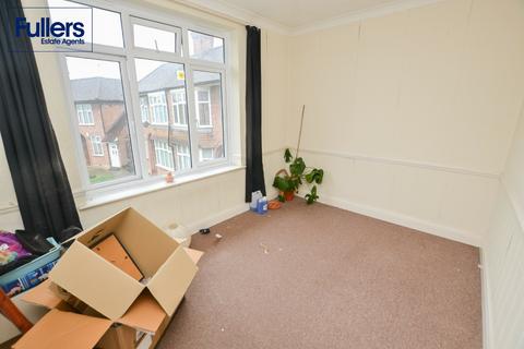 2 bedroom maisonette for sale, Bicknoller Road, Enfield EN1