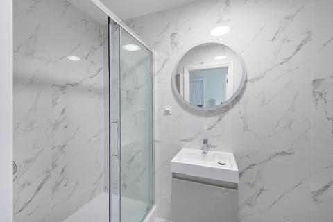1 bedroom flat to rent, Balham High Road, Balham