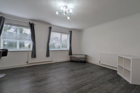 2 bedroom flat to rent, Holywell Avenue, Folkestone, CT19