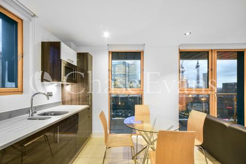2 bedroom flat to rent, Streamlight Tower, 9 Province Square, Canary Wharf, London, E14