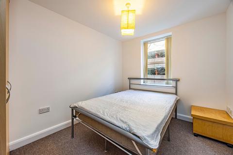 2 bedroom apartment to rent, Pilcher Gate, Weekday Cross Building, NG1