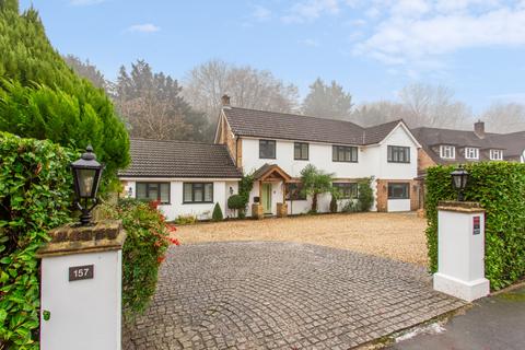 4 bedroom detached house for sale, Valley Road, Rickmansworth, WD3