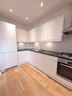 2 bedroom flat to rent, Edgware Road, London NW2