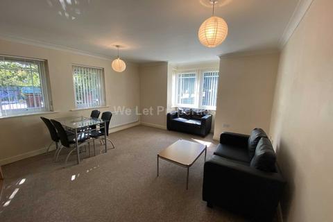 2 bedroom apartment to rent, Loreto Place, Manchester M15