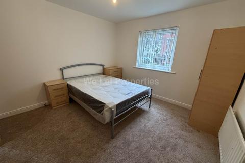 2 bedroom apartment to rent, Loreto Place, Manchester M15