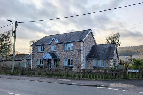 4 bedroom detached house for sale, Maes Y Coed, Ystradgynlais, Powys.