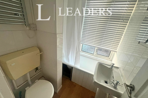 1 bedroom flat to rent, South Parade, Skegness, PE25