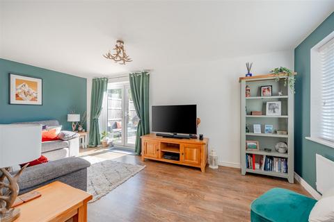 3 bedroom detached house for sale, Rhodes Way, Billingshurst